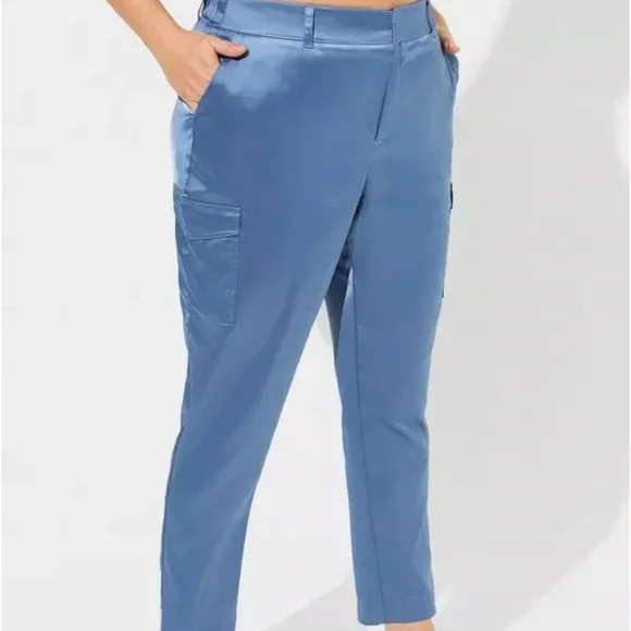 New Torrid Relaxed Taper Satin Cargo Pant Sleek Satin Pants size 16 - Picture 2 of 16